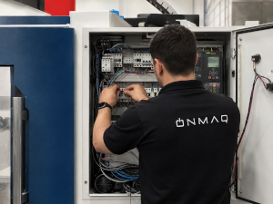 Manutenção Preventiva e Corretiva em Máquinas CNC